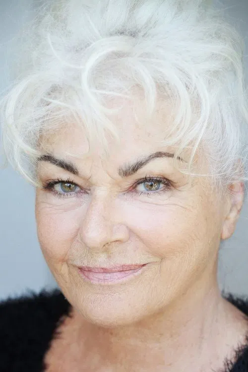 Lynn Waldegrave profile picture
