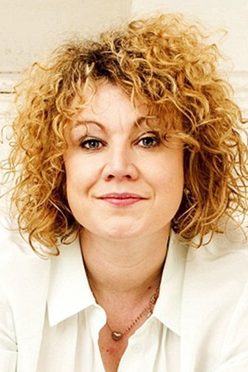 Emily Lloyd profile picture