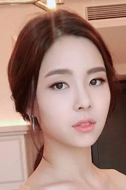 Kim Sae-yeon profile picture
