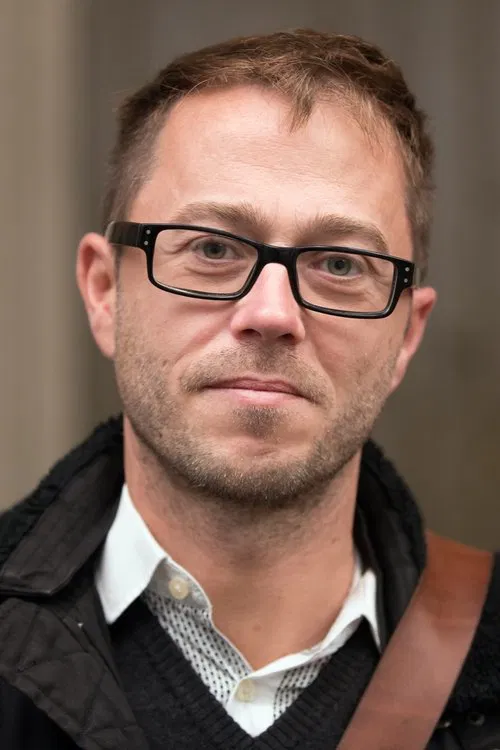 Jean-Gabriel Périot profile picture