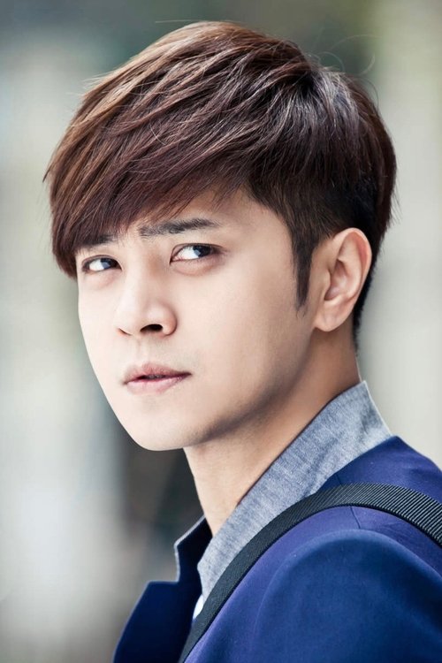 Show Lo profile picture