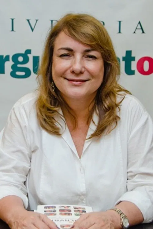 Bia Corrêa do Lago profile picture