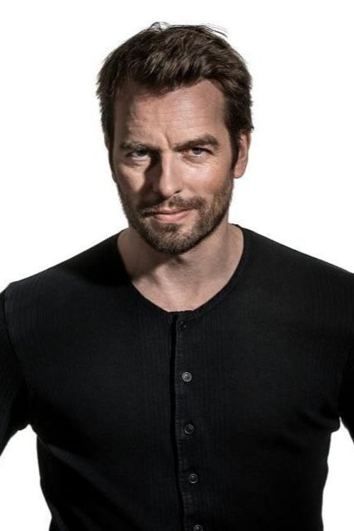Christopher Wollter profile picture
