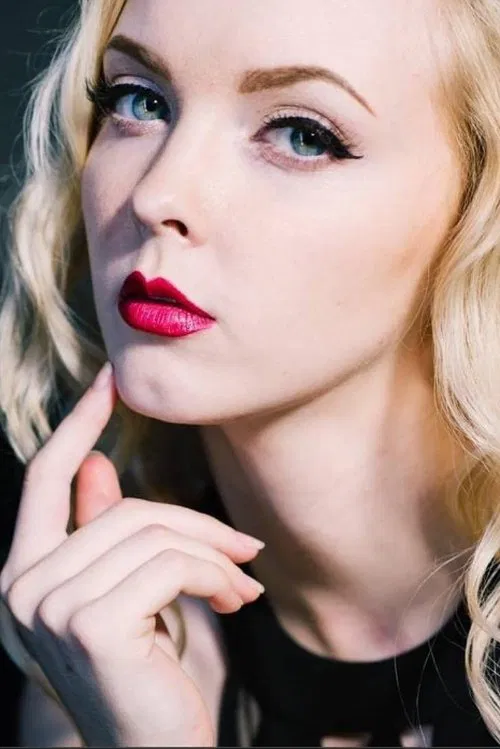 Tara Nichol Caldwell profile picture