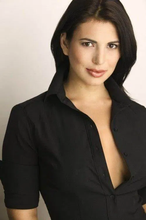 Andrea Leon profile picture