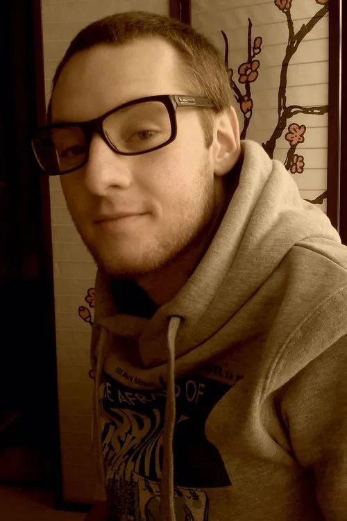 Artyom Efremov profile picture
