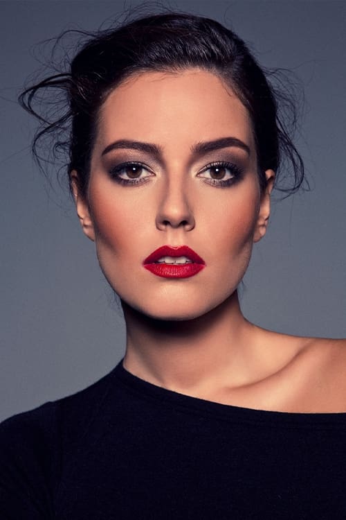 Pelin Akil profile picture