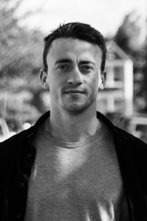 Louis Hollis profile picture