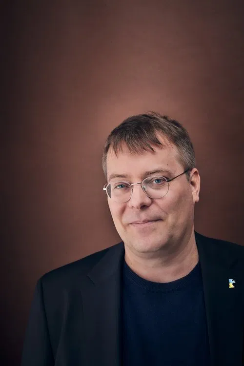 Christoph Hochhäusler profile picture