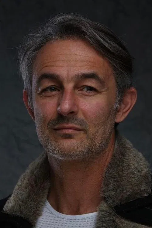 Agis Emmanouil profile picture