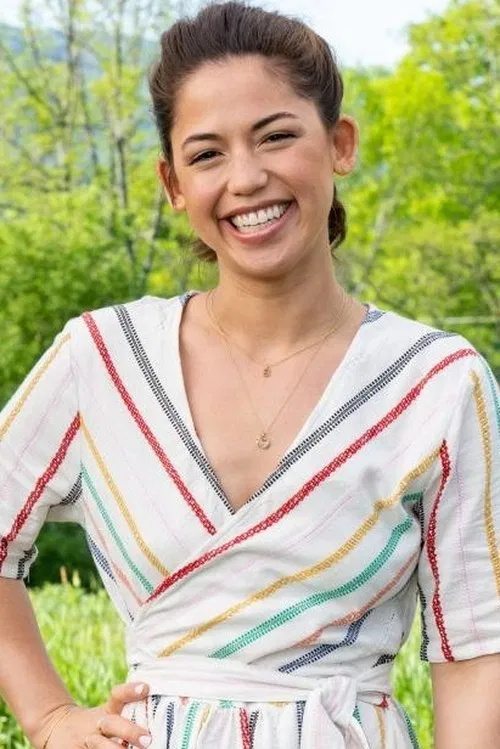 Molly Yeh profile picture