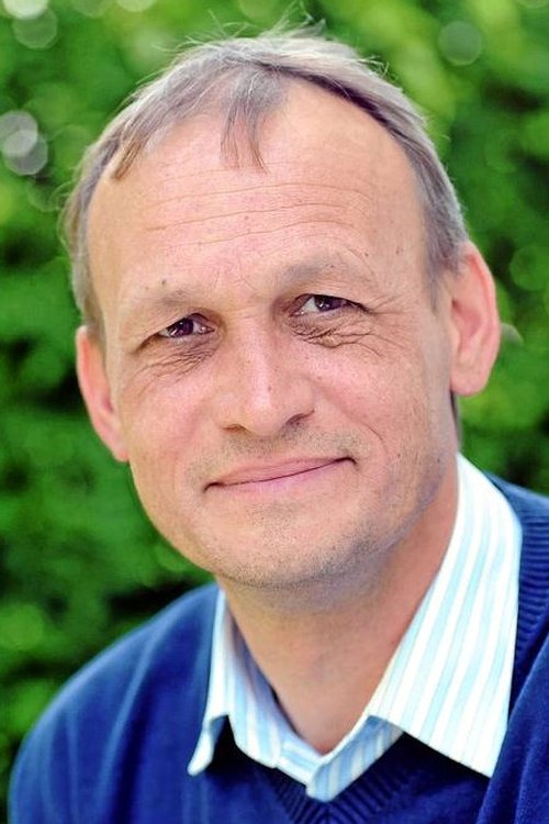 Helmut Müller-Enbergs profile picture