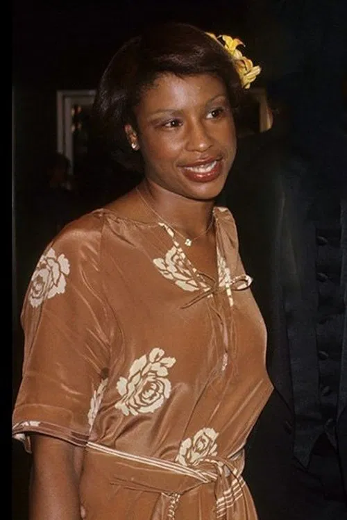 Marguerite Whitley profile picture