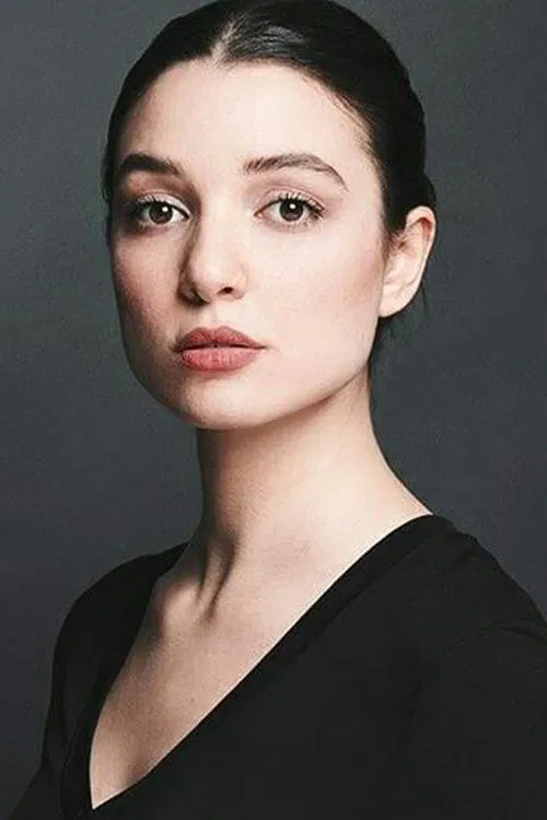 Damla Colbay profile picture