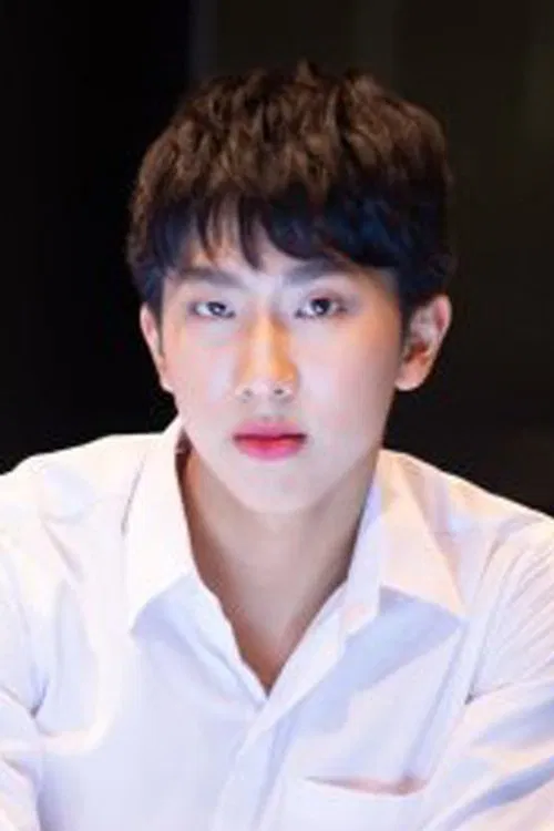 Donut Patipat Chaipornkaew profile picture