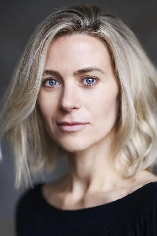 Lucy Lowe profile picture