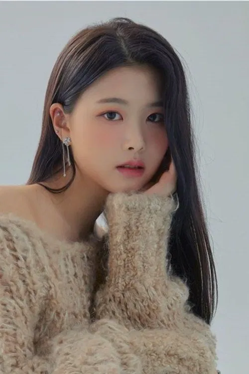 Park Su Jin profile picture