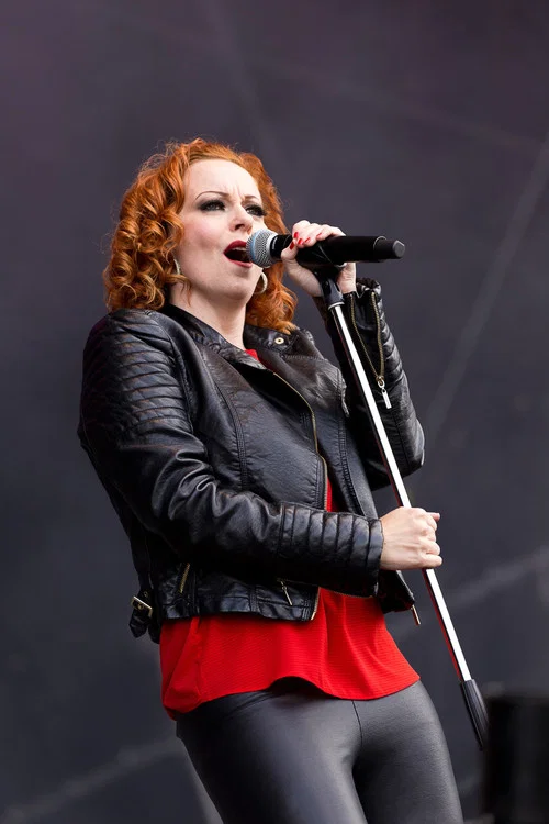 Anneke van Giersbergen profile picture