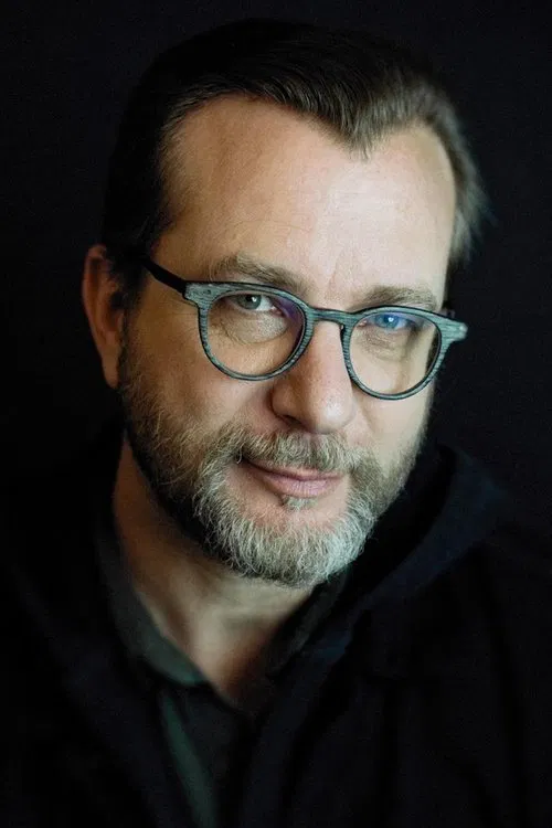 Foto de perfil de Luc De Larochellière