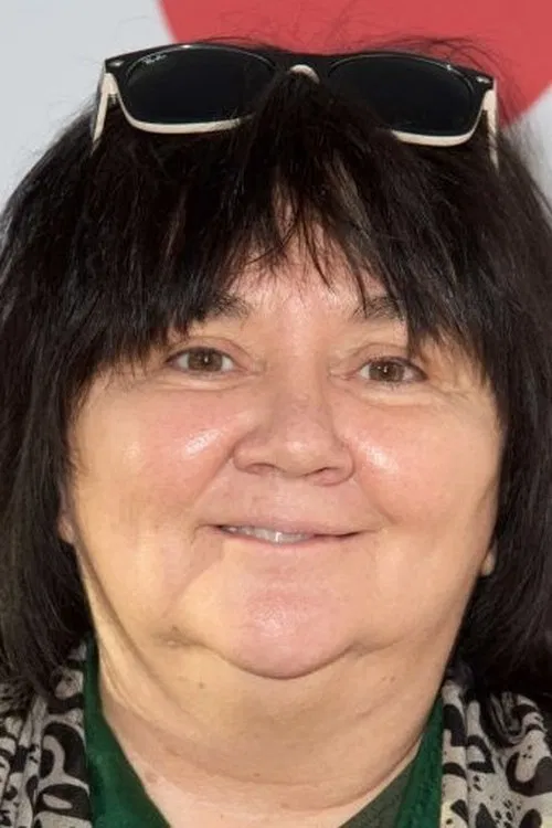 Holly Dale profile picture