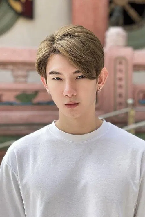 Bee Teerasit Pimkitidaj profile picture