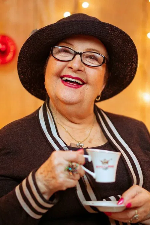 Leze Qena profile picture