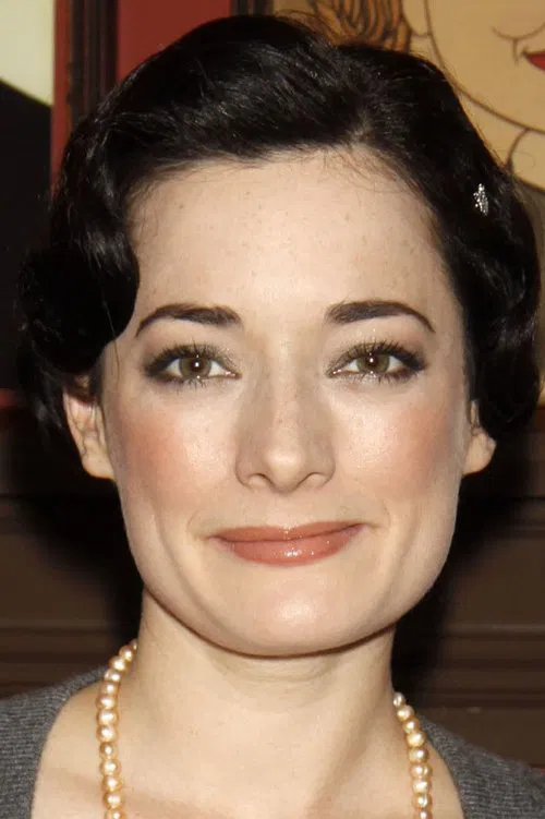 Laura Michelle Kelly profile picture