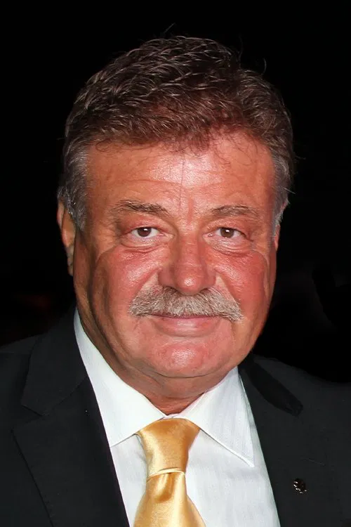 Nuri Alço profile picture