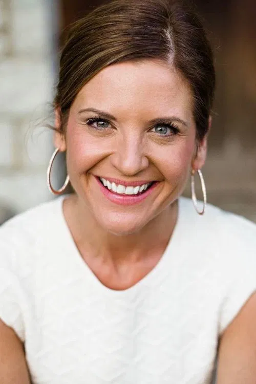Glennon Doyle profile picture