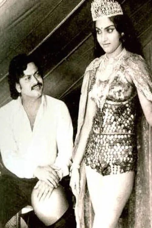 Valarthumrugangal movie poster