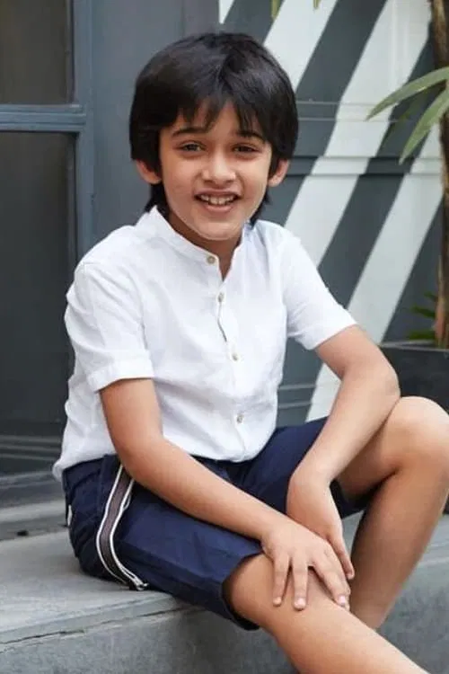 Ronit Kamra profile picture