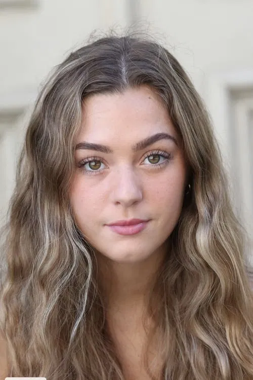 Chloe Lang profile picture