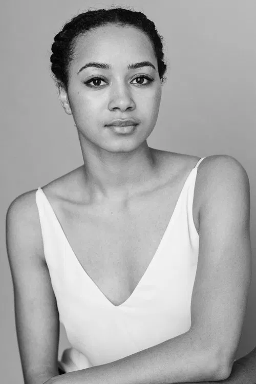 Emma Naomi profile picture