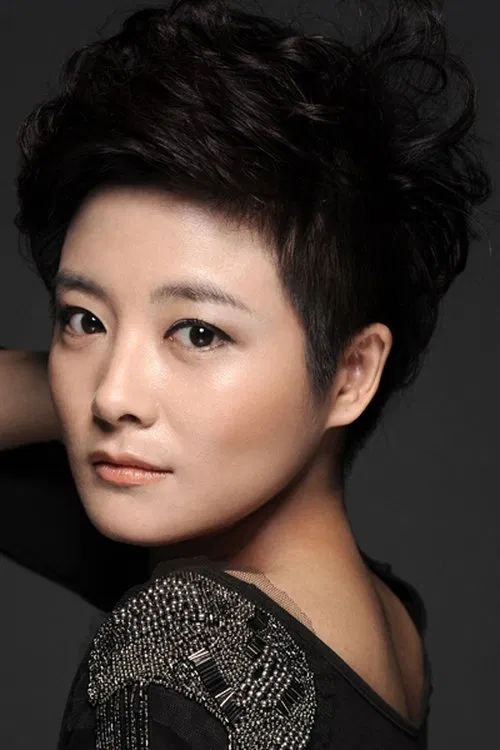 Long Yiyi profile picture