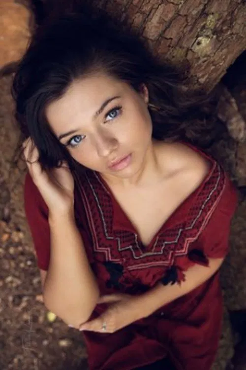 Caitlin-Rose Lacey profile picture