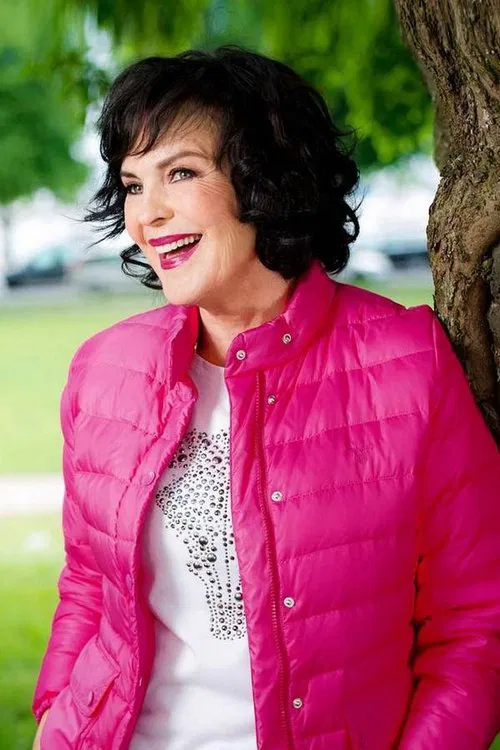 Paula Koivuniemi profile picture