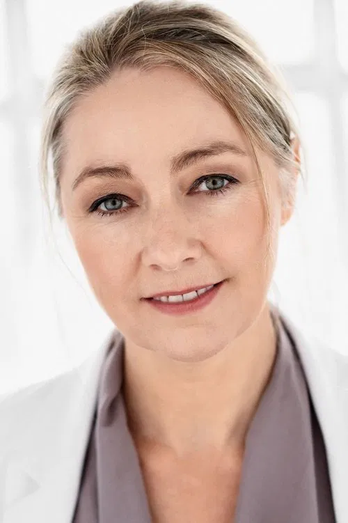 Nell Feeney profile picture