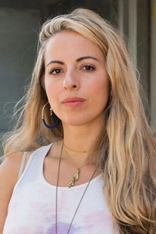 Crystal Moselle profile picture