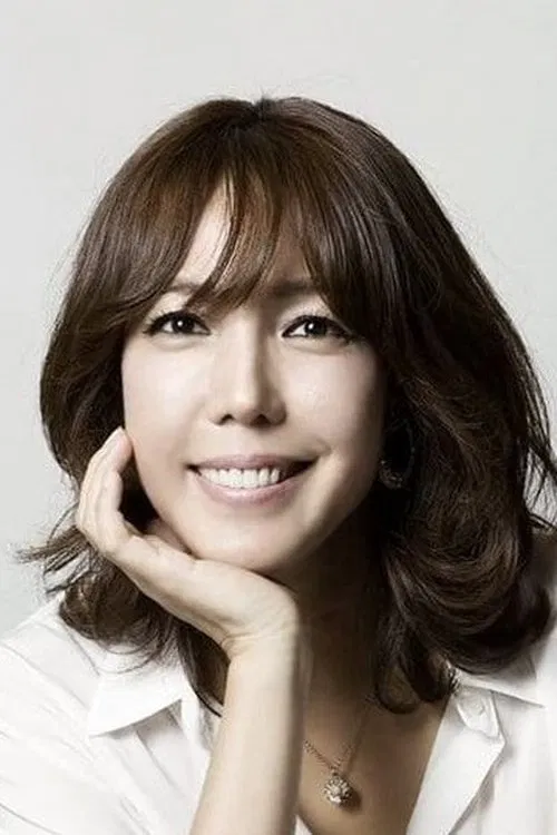 Jeon Soo-kyung profile picture