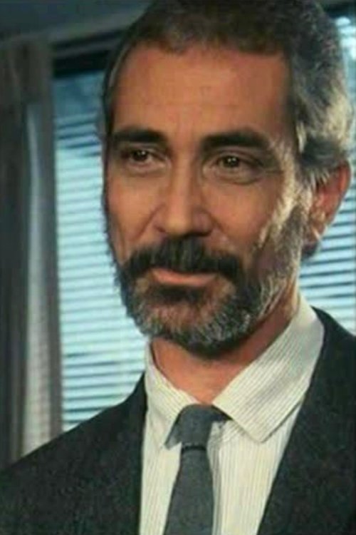 César Olmos profile picture