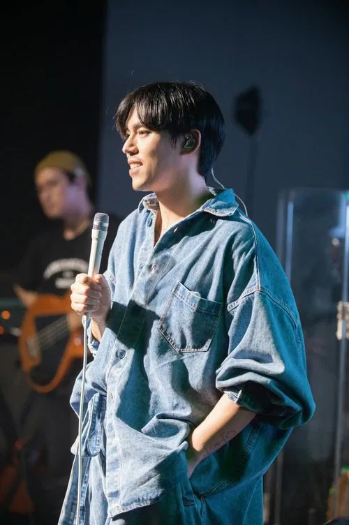 HUSH profile picture