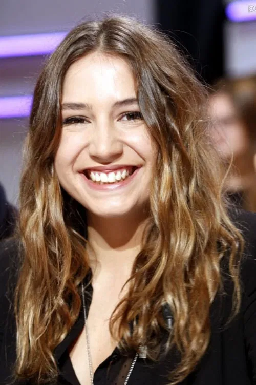 Izïa Higelin profile picture