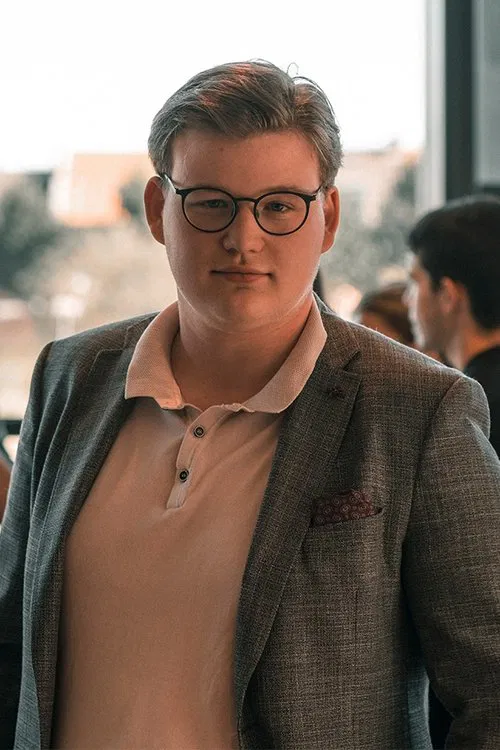 Foto de perfil de Luc van den Elsen