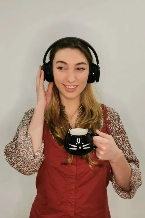 Ester Vázquez profile picture