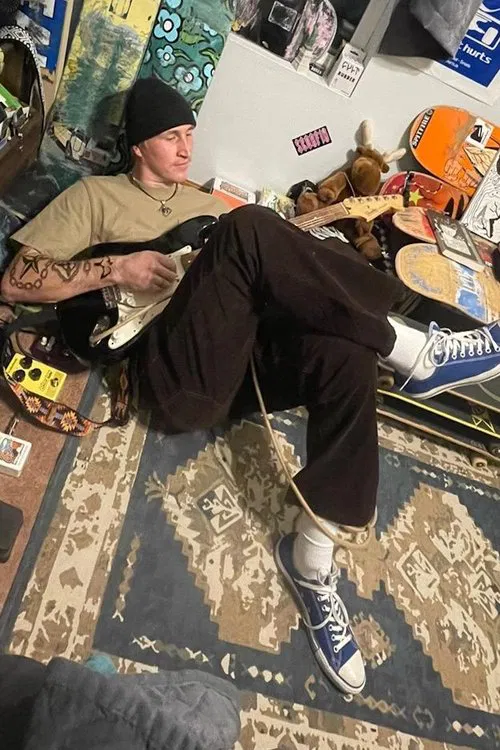 Logan White profile picture