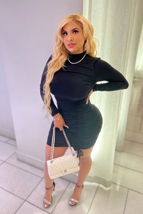 Vee Amorrr profile picture