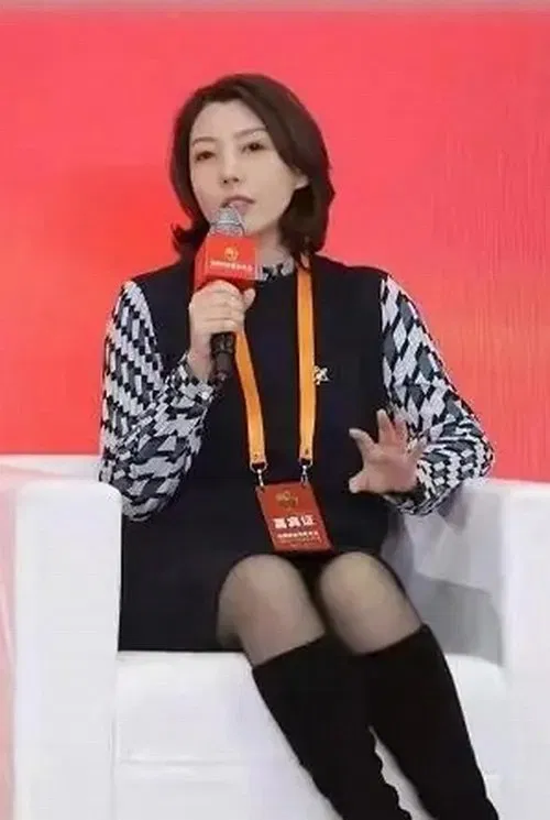 陈佳 profile picture