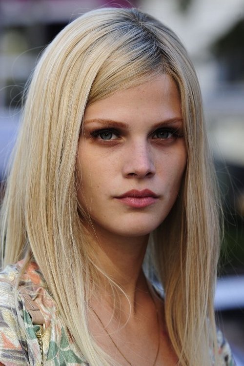 Karoline Teska profile picture