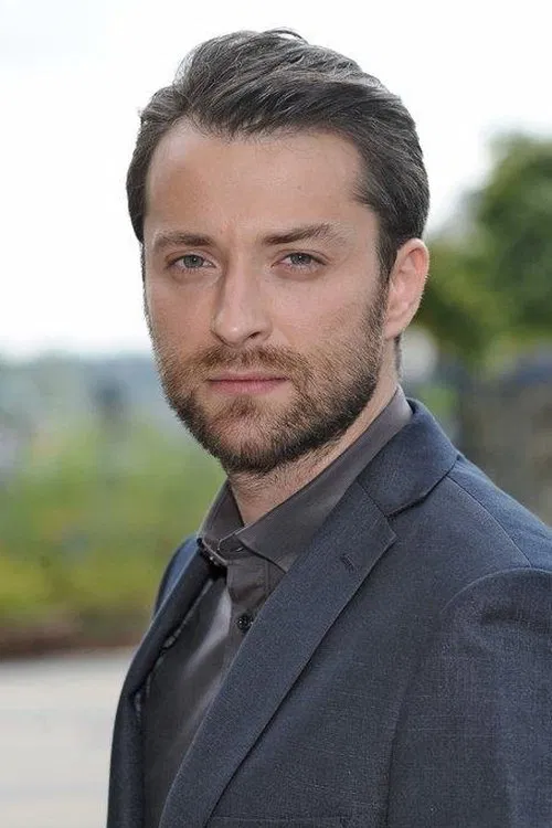 Filip Bobek profile picture