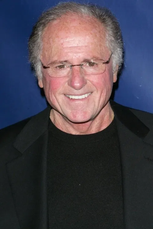 Warner Wolf profile picture